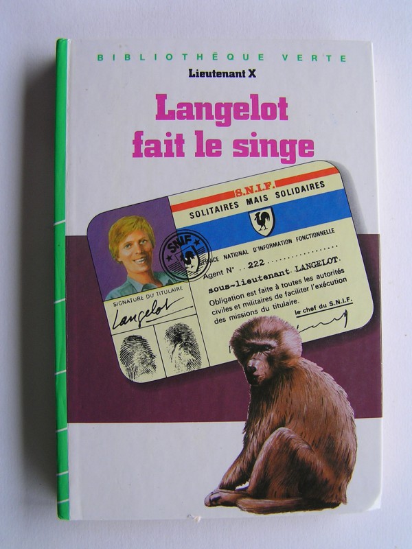 Lieutenant X (Vladimir Volkoff) Langelot fait le singe